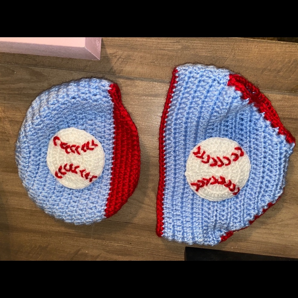 Newborn baseball picture outfit